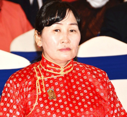 NAMSRAI, Munkhtsetseg